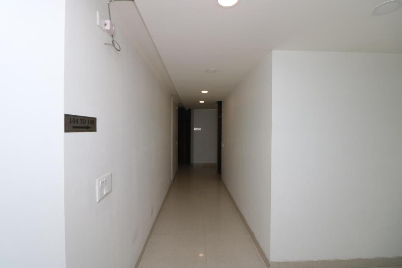 Oyo 9999 Hotel La Wisteria Delhi  Extérieur photo